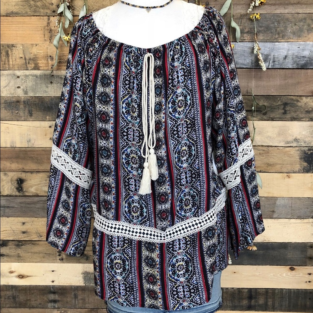 Elizabeth Top-plus